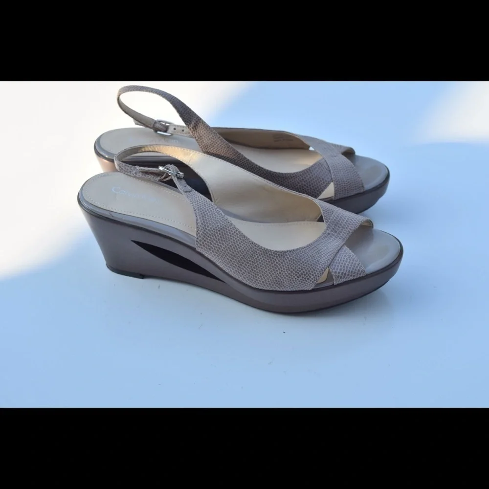 Calvin Klein Rosaria wedges